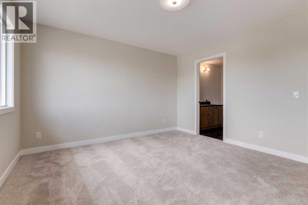 82 Agate Road, Cochrane