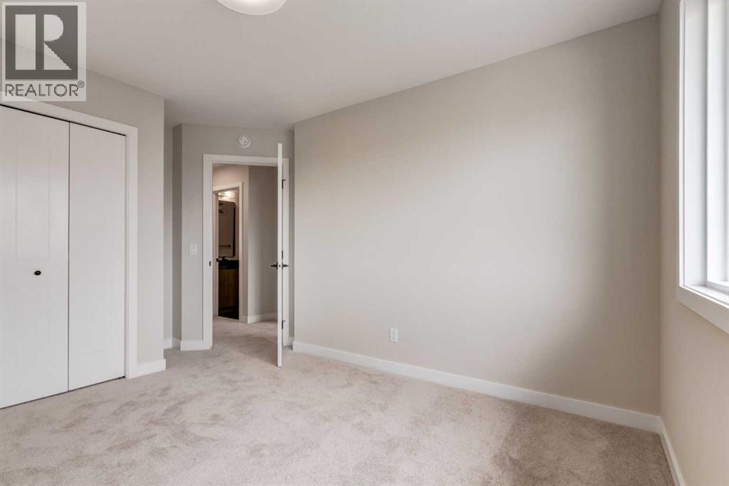 82 Agate Road, Cochrane