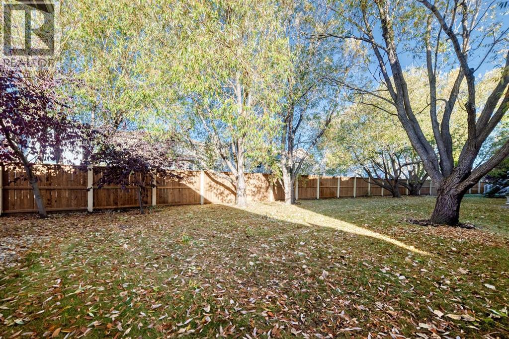 Single Family House Bungalow for Sale in  Hawkstone Manor NW Hawkwood Calgary 