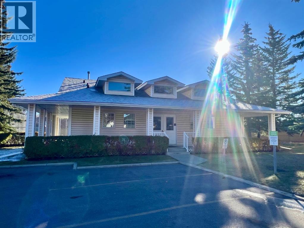 Single Family House Bungalow for Sale in  Hawkstone Manor NW Hawkwood Calgary 