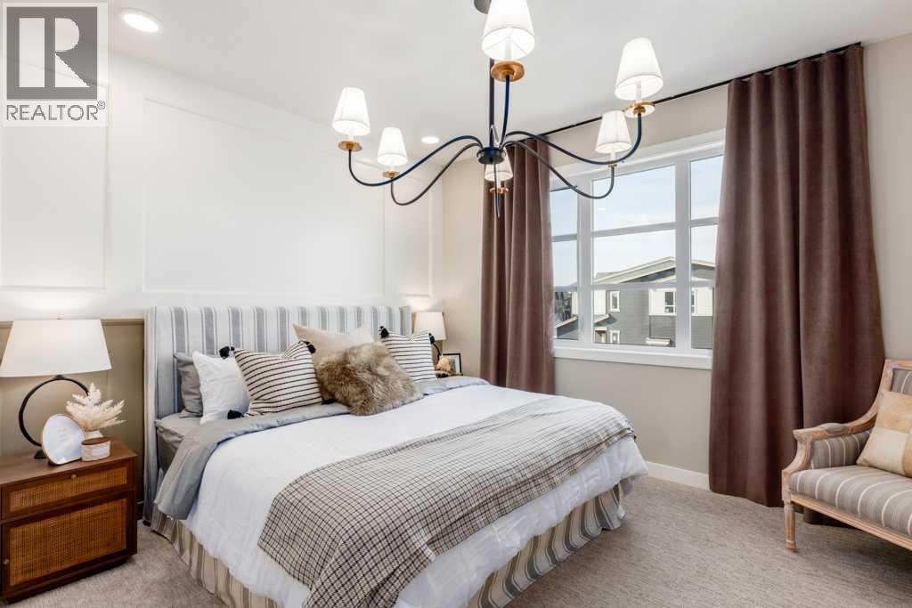 Single Family House for Sale in  Starling Park NW Moraine Calgary 