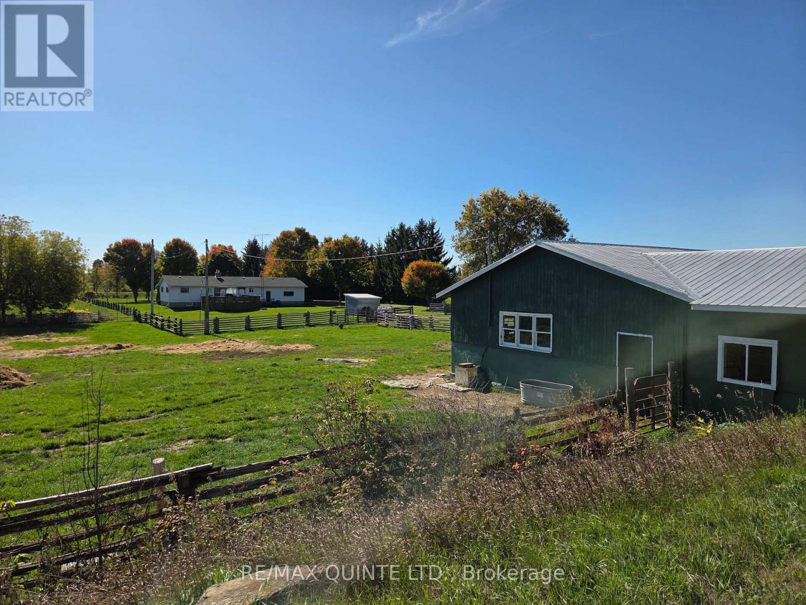 551 MARLBANK ROAD - 35