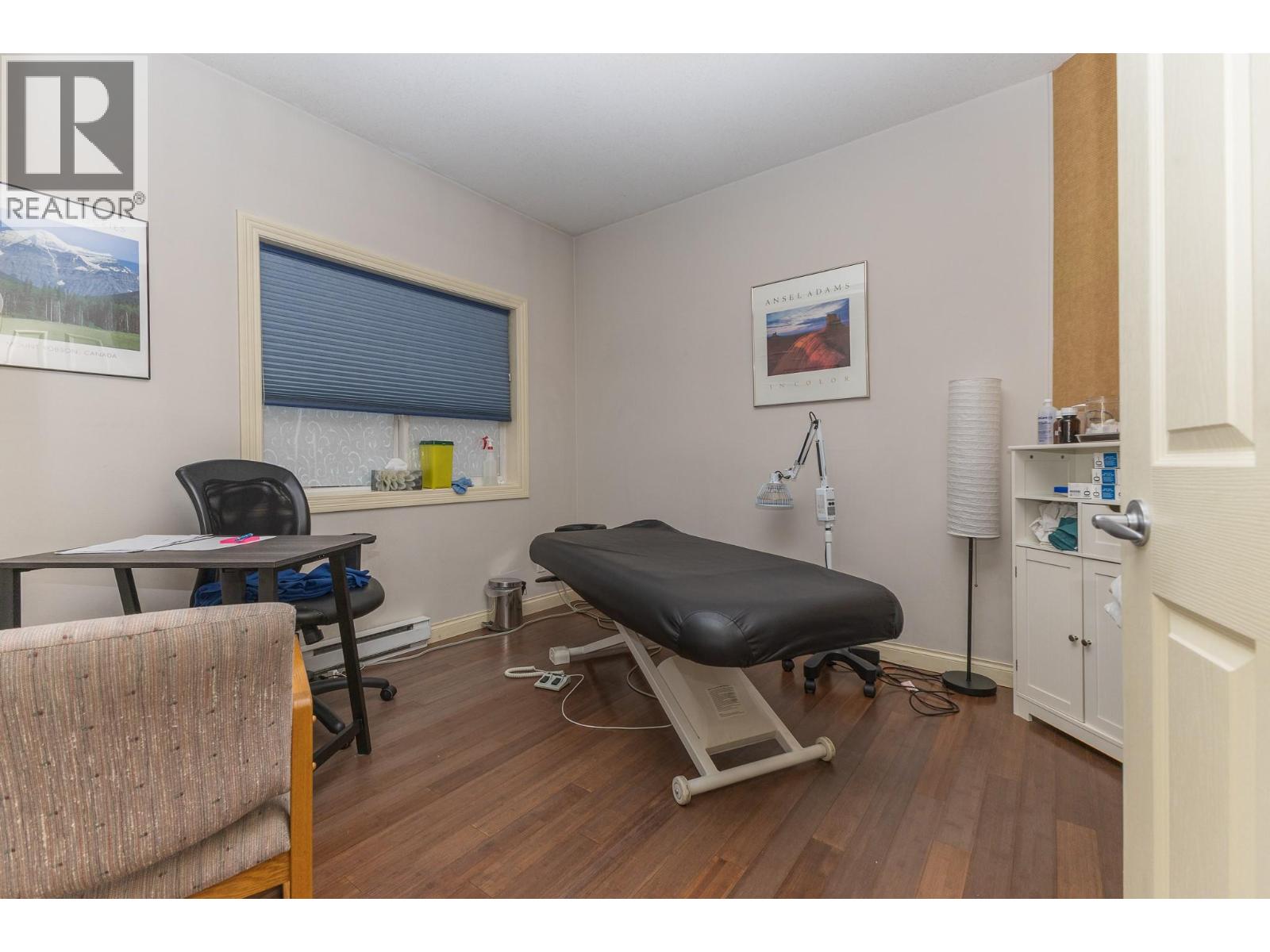 2 140 Harbourfront Drive Northeast, Salmon Arm
