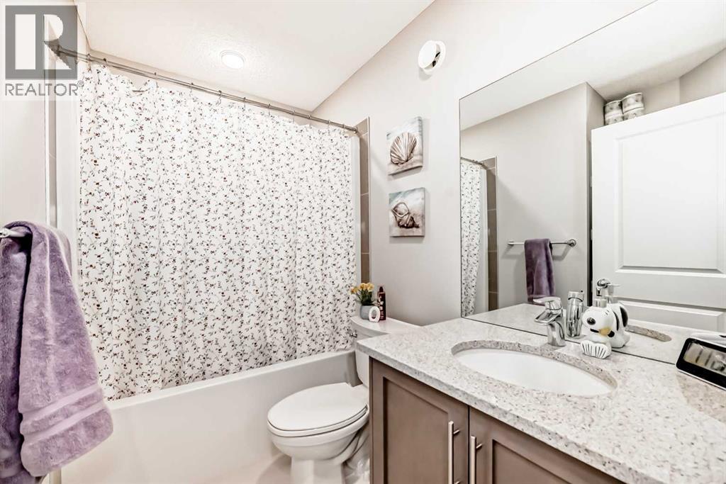 Single Family House for Sale in  Savanna Link NE Saddle Ridge Calgary 