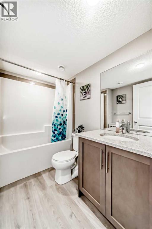 Single Family House for Sale in  Savanna Link NE Saddle Ridge Calgary 