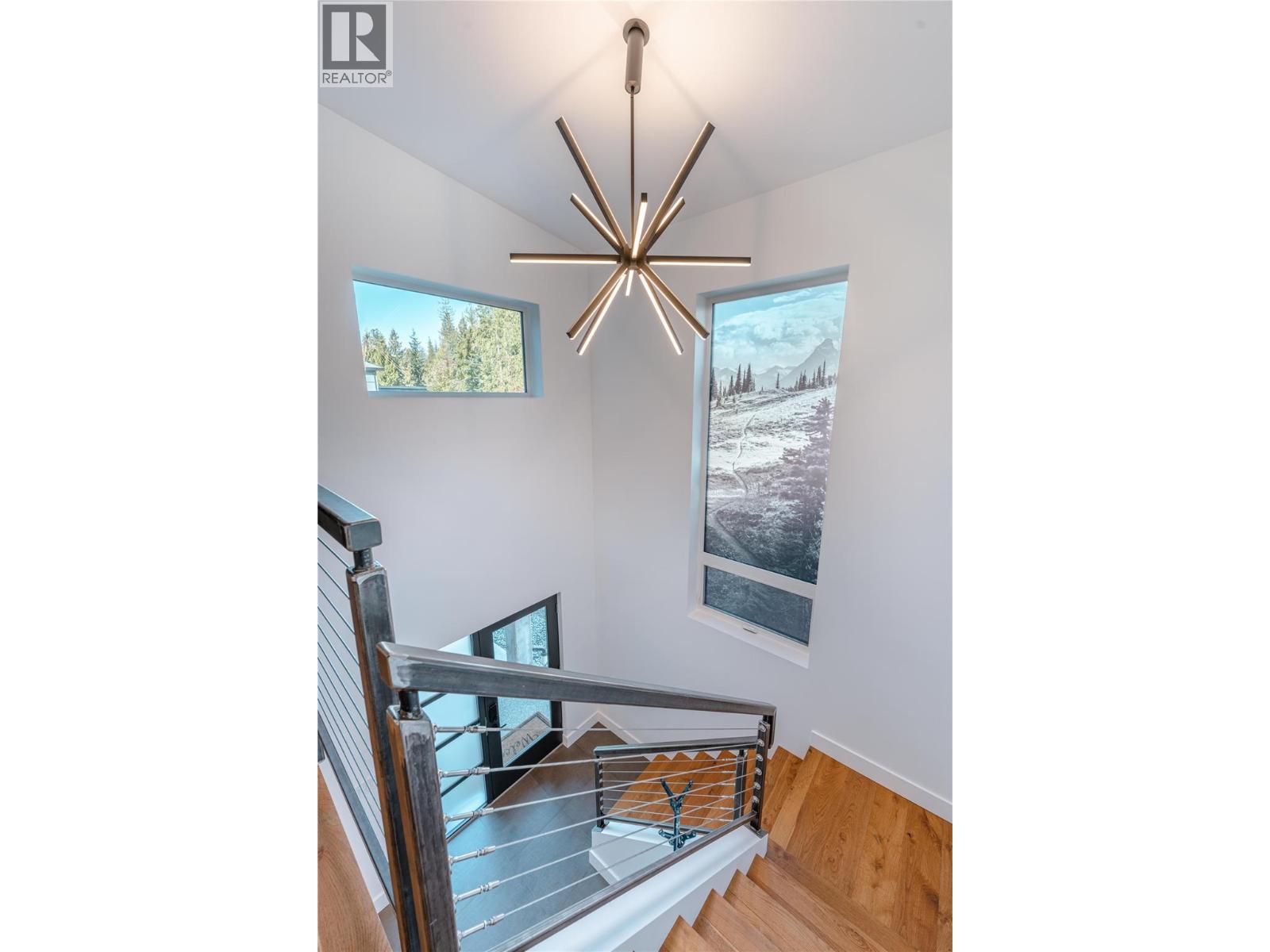 1570 Hiob Road, Revelstoke