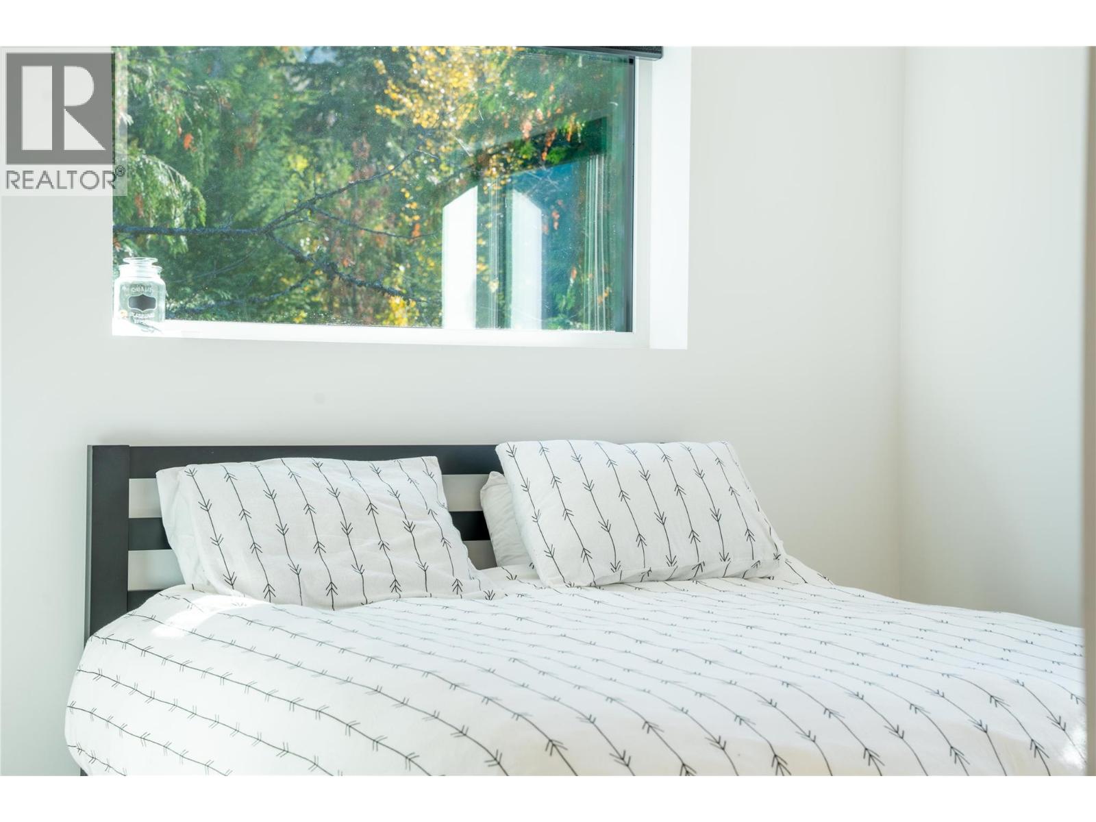 1570 Hiob Road, Revelstoke