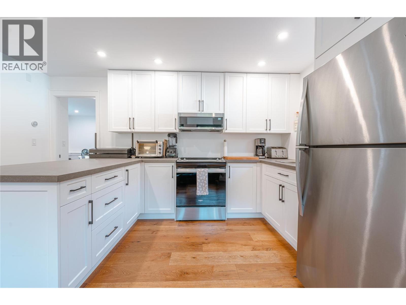 1570 Hiob Road, Revelstoke