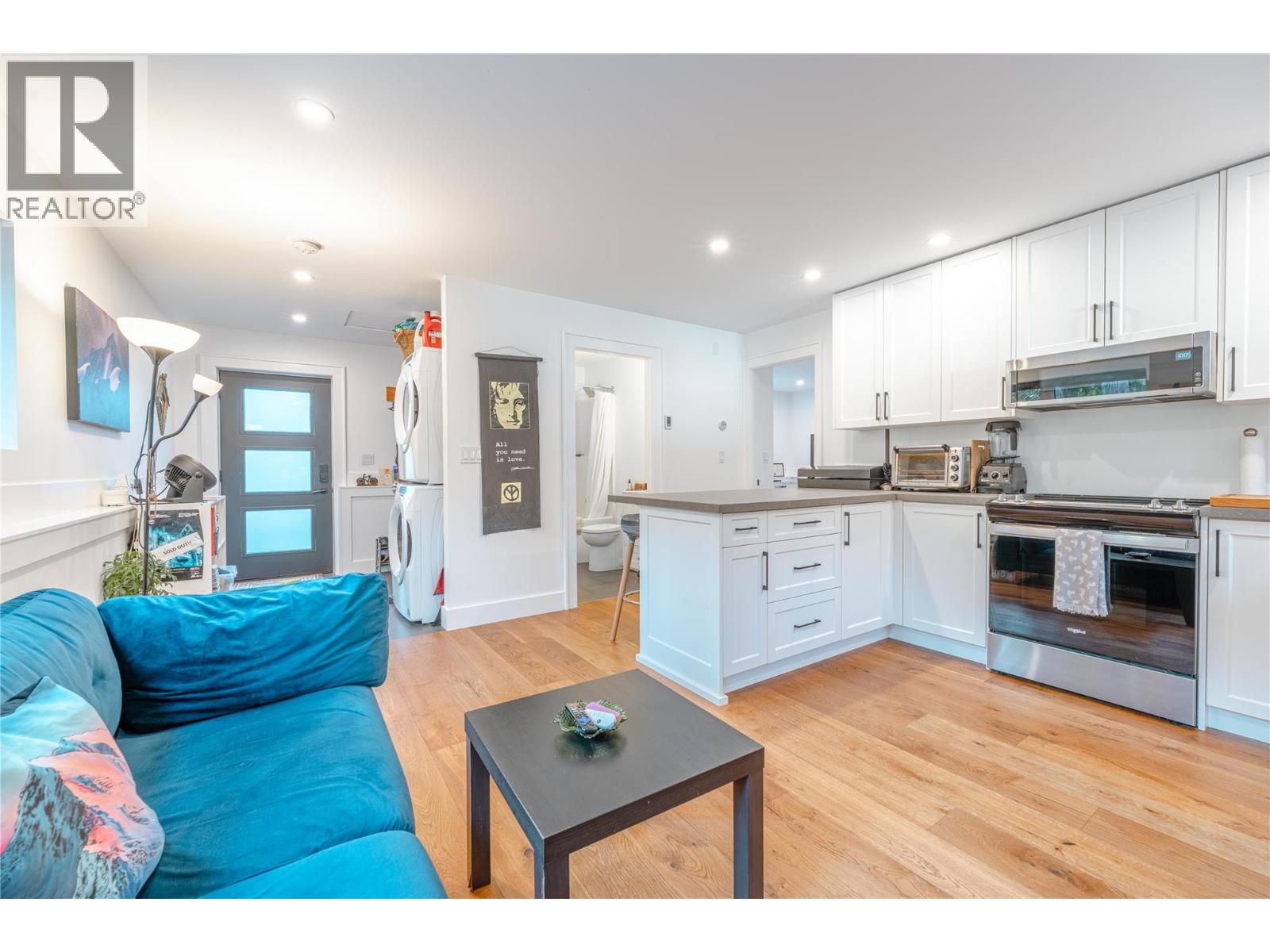 1570 Hiob Road, Revelstoke