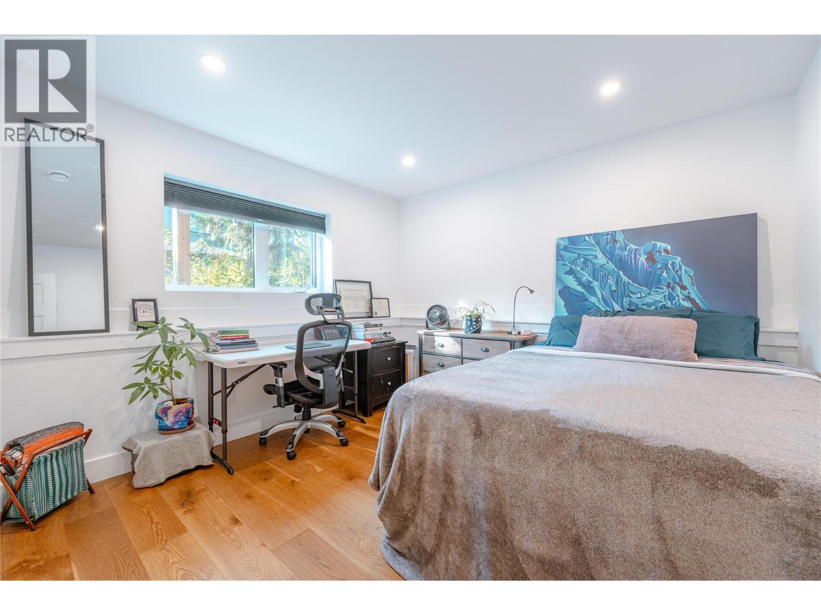 1570 Hiob Road, Revelstoke