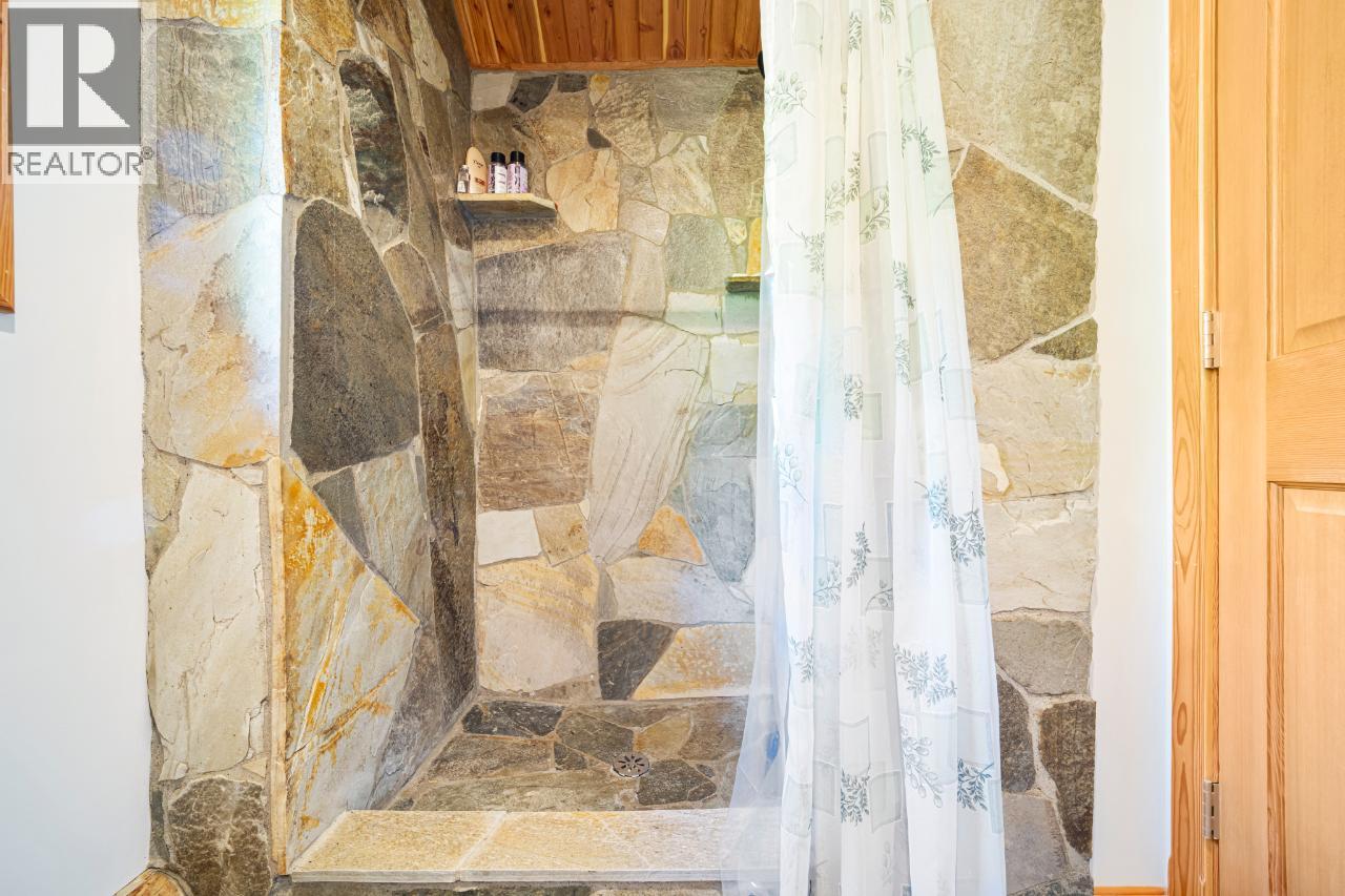 7602 95 Highway, Kingsgate