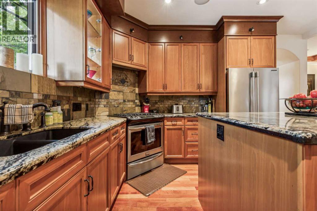 Single Family House for Sale in   Street NE Winston Heights/Mountview Calgary 