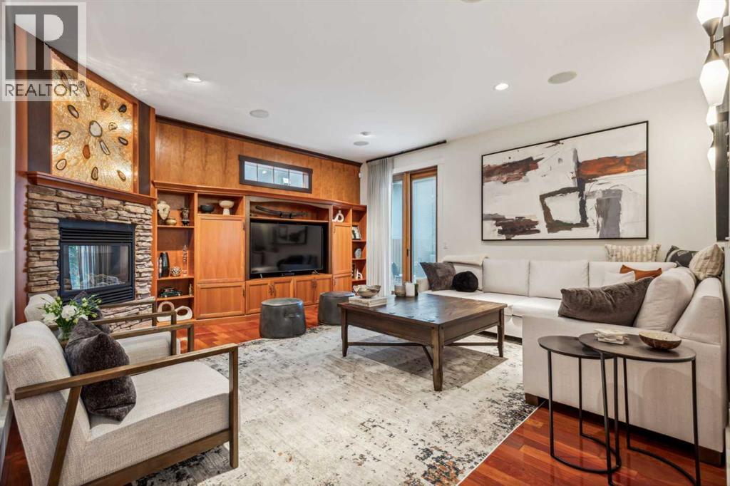 Single Family House for Sale in   Street NE Winston Heights/Mountview Calgary 