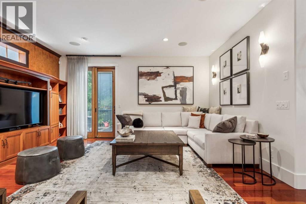 Single Family House for Sale in   Street NE Winston Heights/Mountview Calgary 