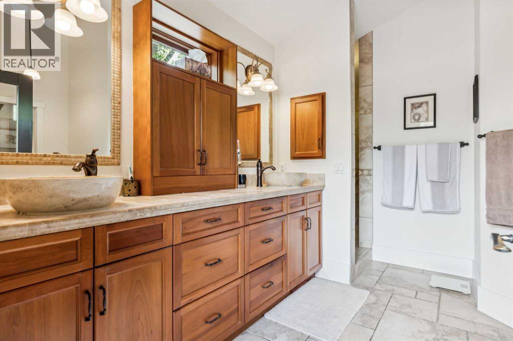 Single Family House for Sale in   Street NE Winston Heights/Mountview Calgary 