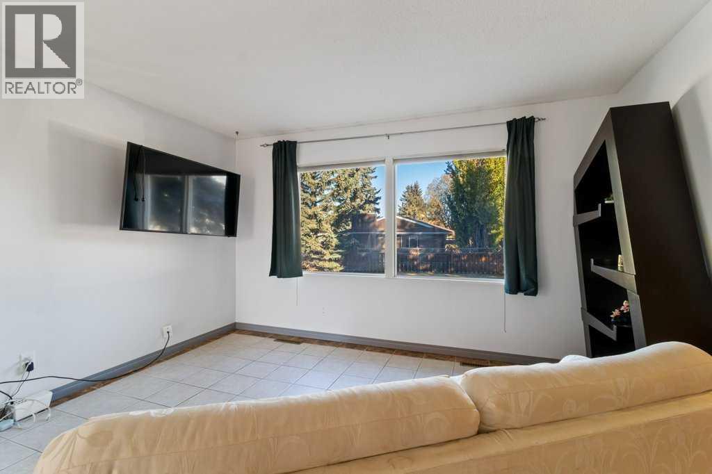 47 Martin Close, Red Deer