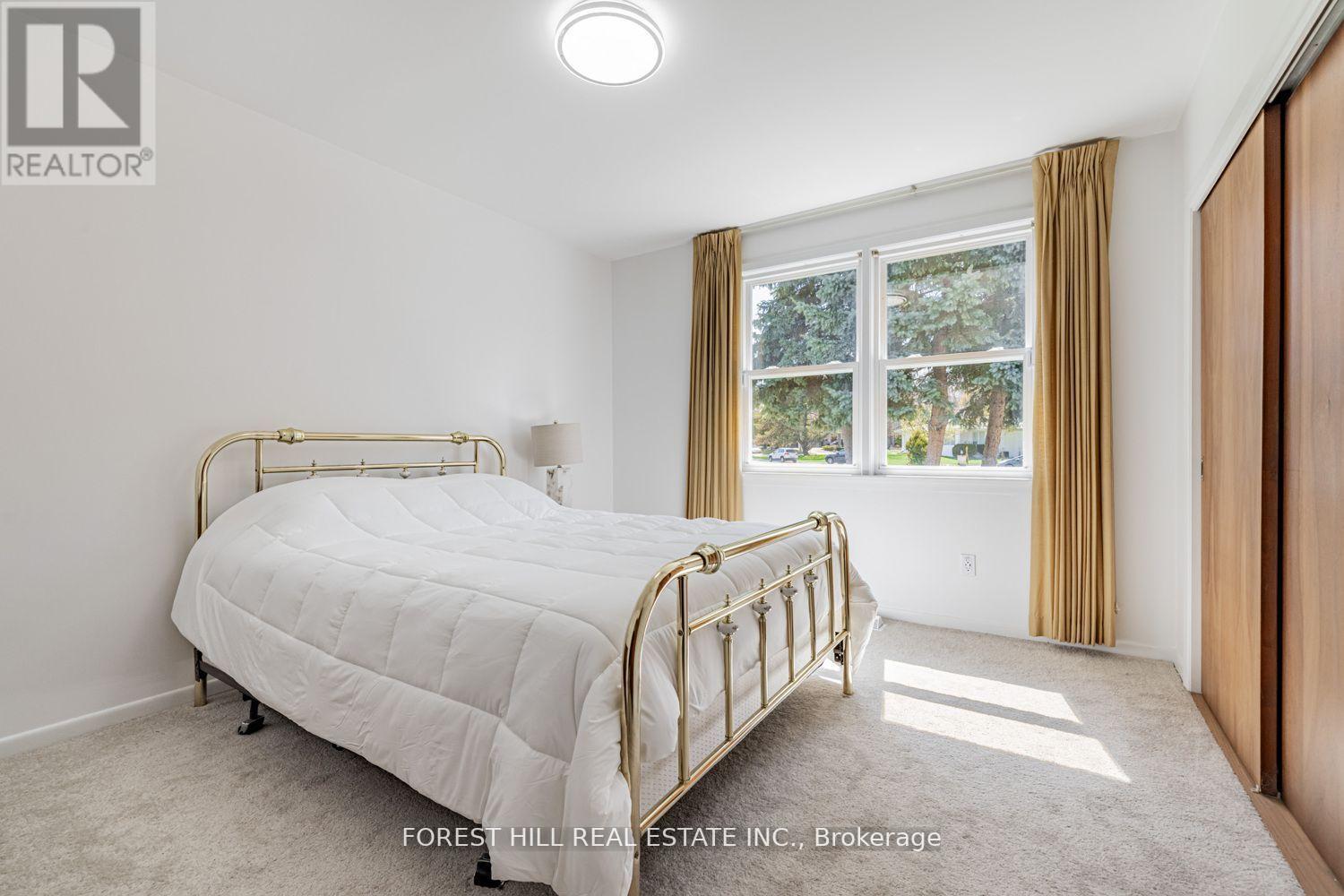 10 COURTWOOD PLACE - 20