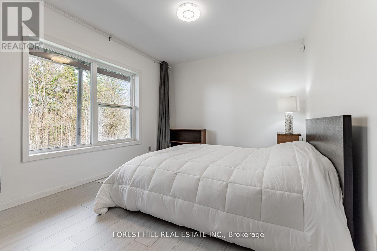 10 COURTWOOD PLACE - 32