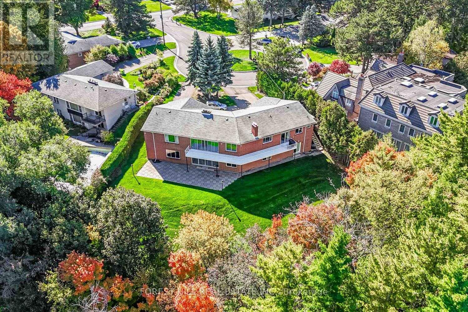 10 COURTWOOD PLACE - 37