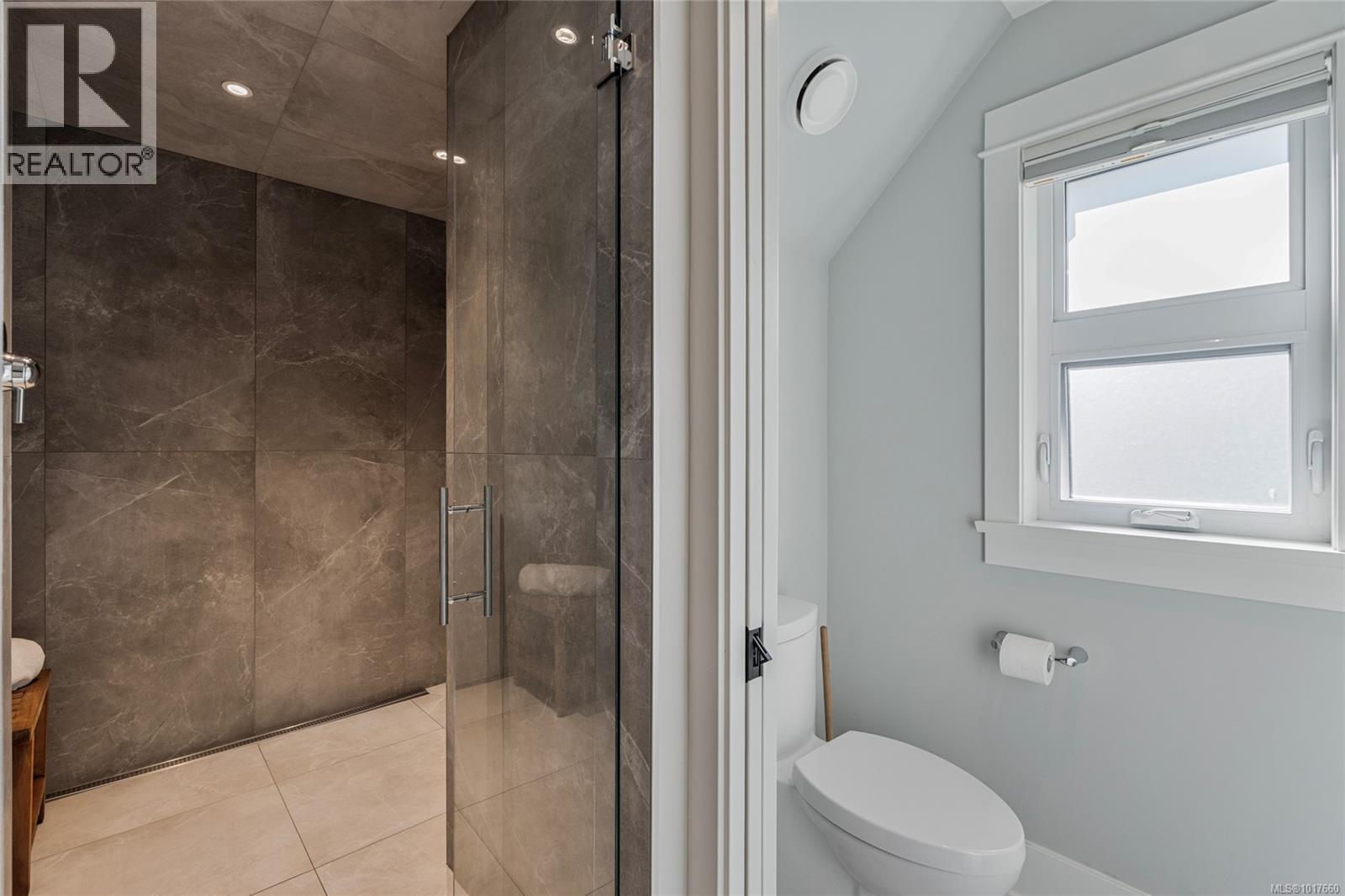 1319 Champions Court, Langford