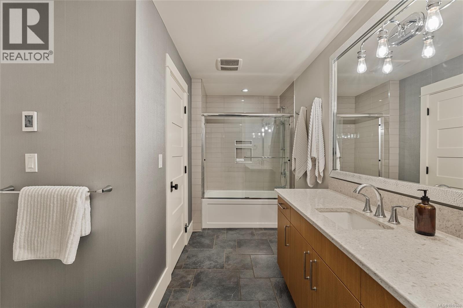  1319 Champions Court, Langford