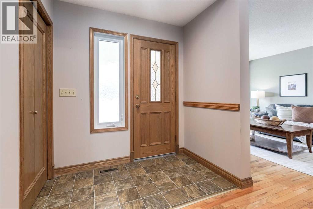 Single Family House for Sale in  Canterbury Court SW Canyon Meadows Calgary 