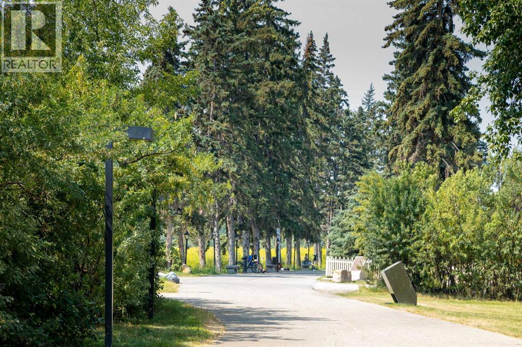 Single Family House for Sale in  Canterbury Court SW Canyon Meadows Calgary 