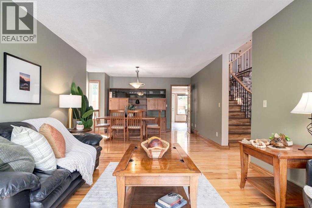 Single Family House for Sale in  Canterbury Court SW Canyon Meadows Calgary 