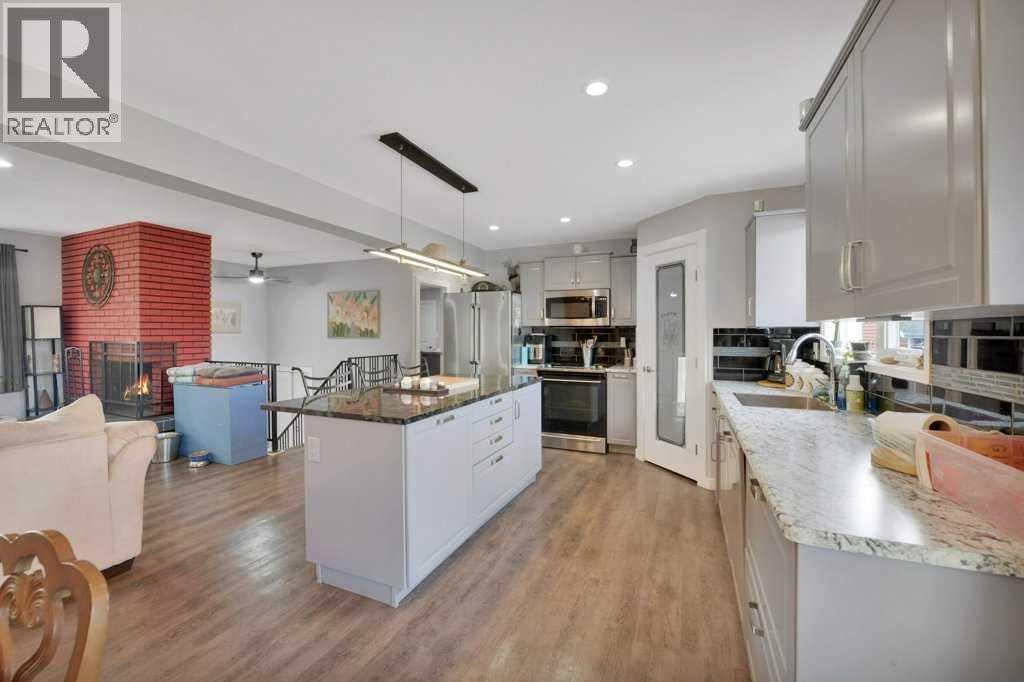 107 Patterson Crescent, Red Deer