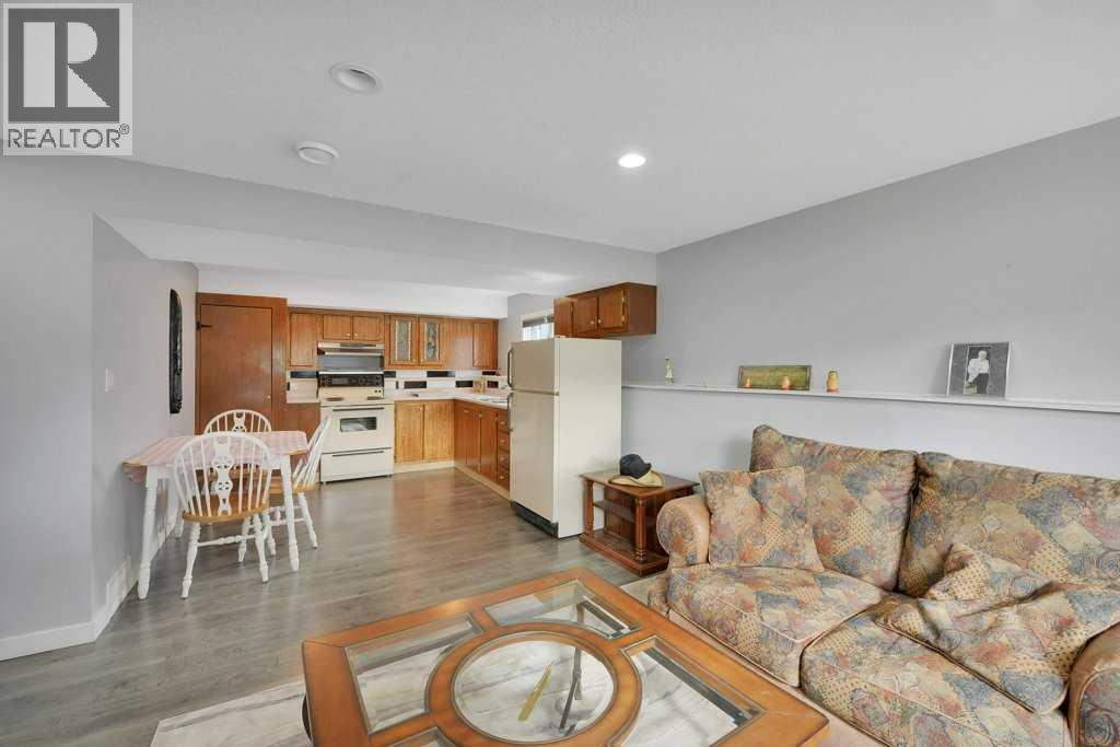 107 Patterson Crescent, Red Deer