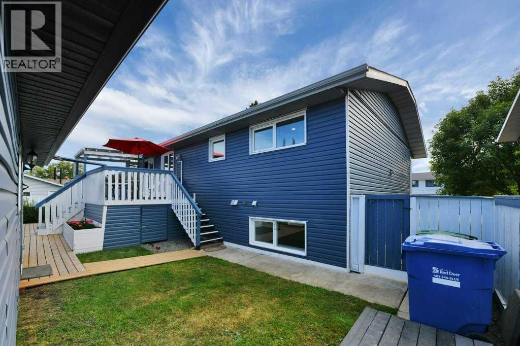 107 Patterson Crescent, Red Deer