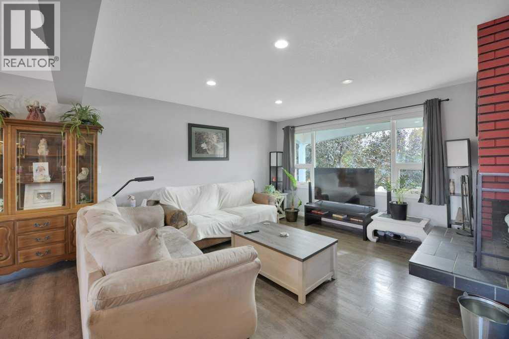107 Patterson Crescent, Red Deer