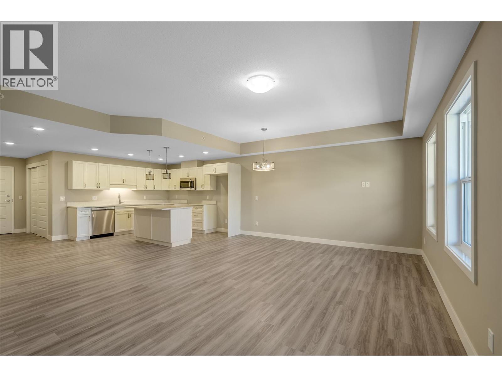 406 5640 51st Street, Osoyoos
