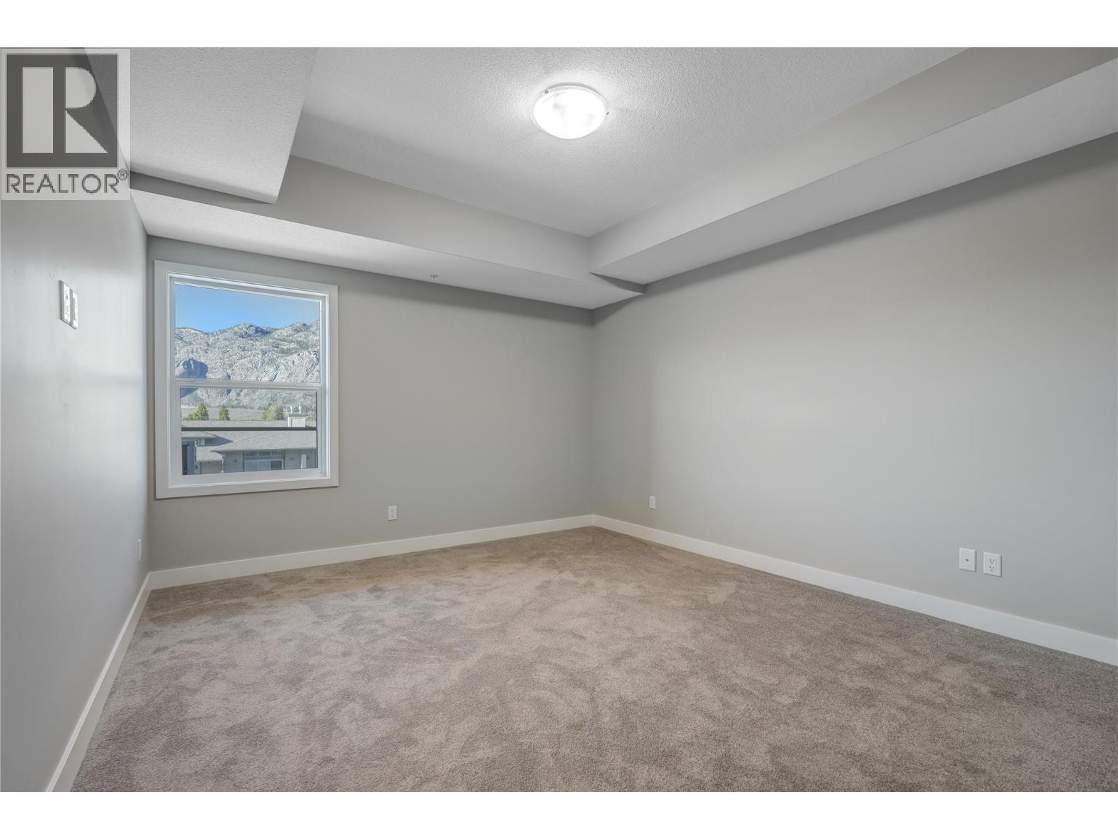 406 5640 51st Street, Osoyoos