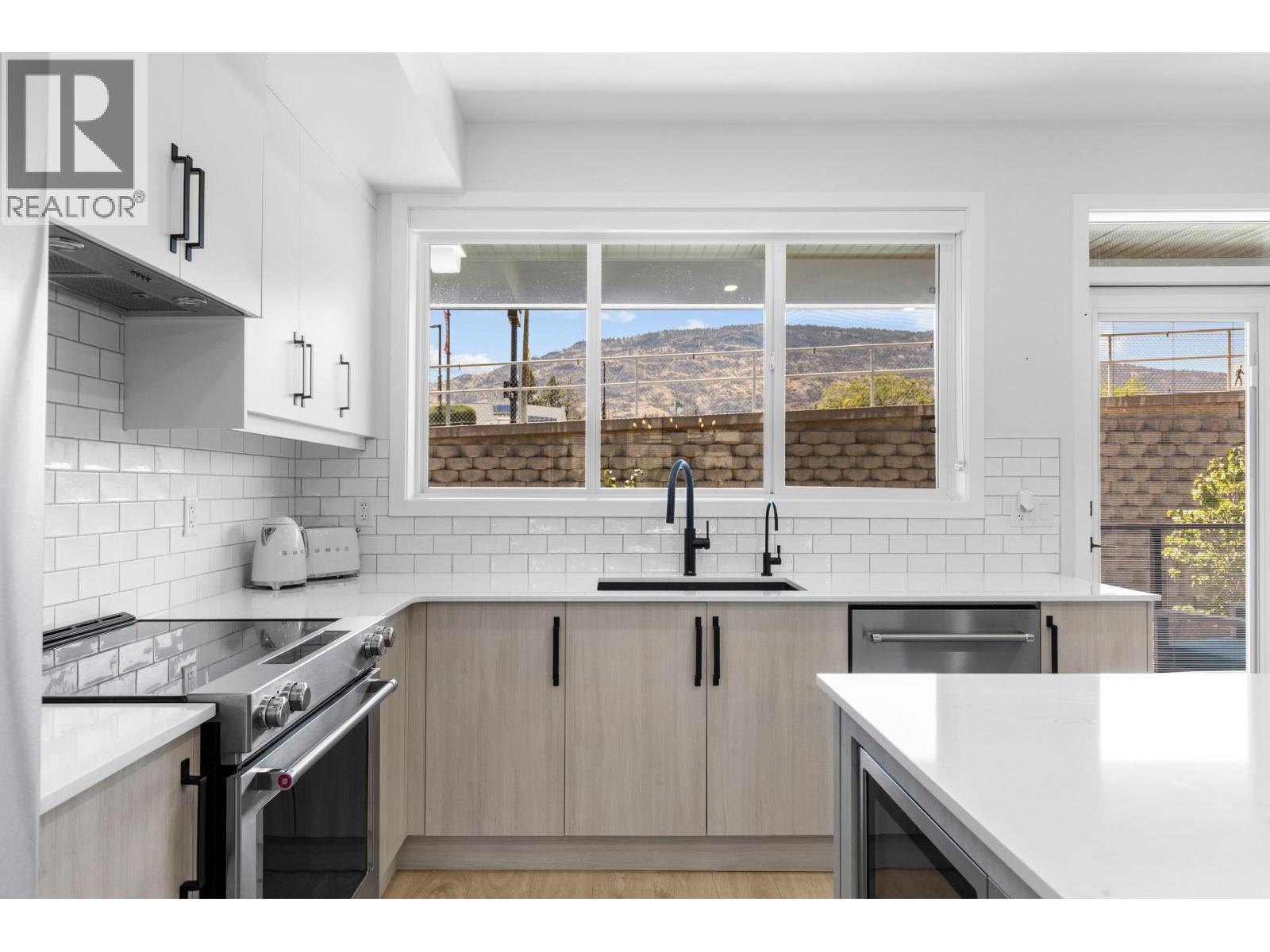 48 8000 Vedette Drive, Osoyoos