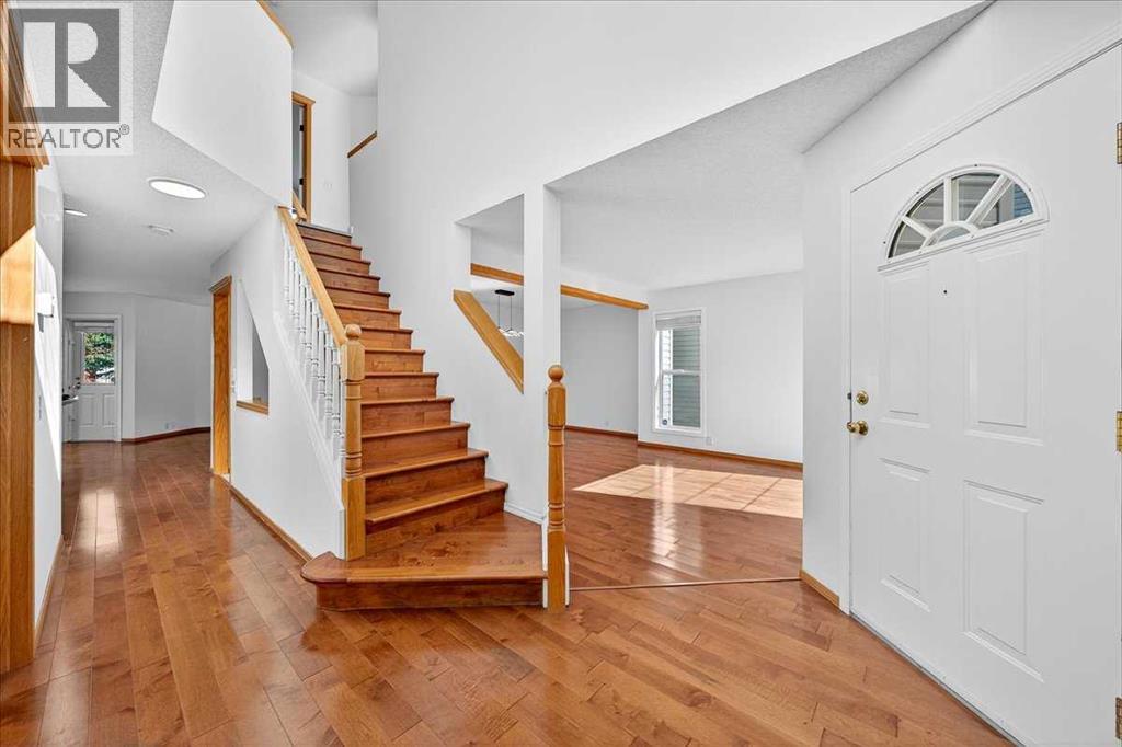 Single Family House for Sale in  Citadel Ridge Green NW Citadel Calgary 