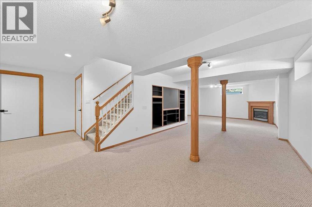 Single Family House for Sale in  Citadel Ridge Green NW Citadel Calgary 