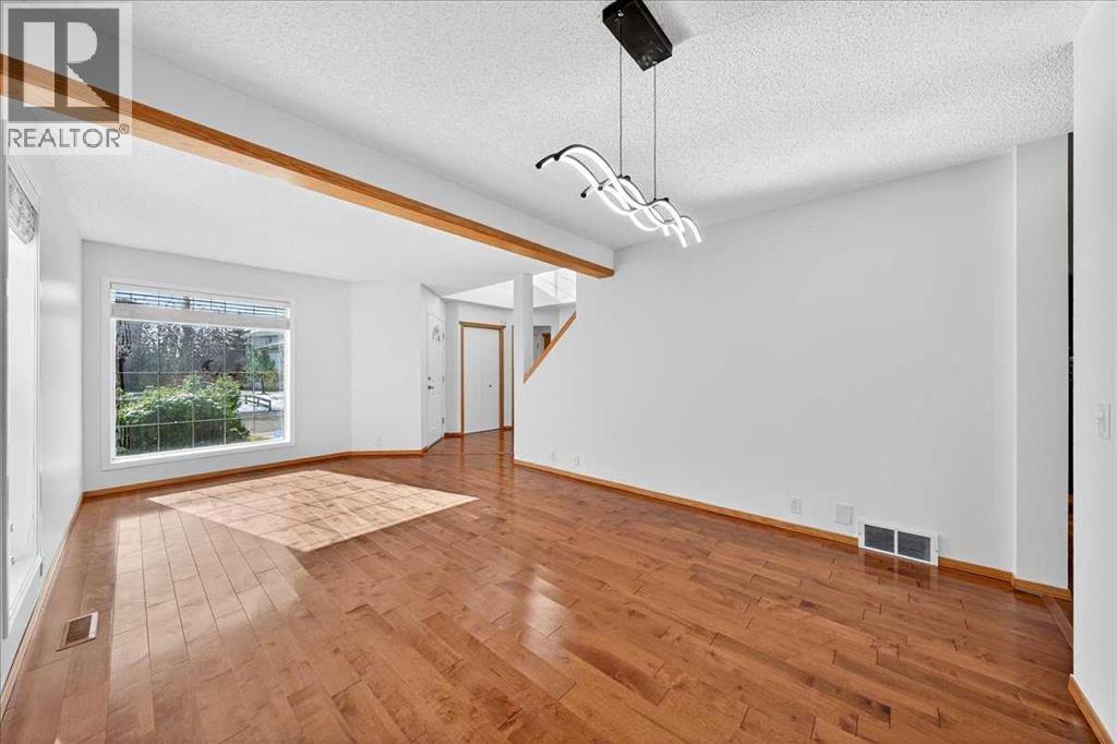 Single Family House for Sale in  Citadel Ridge Green NW Citadel Calgary 