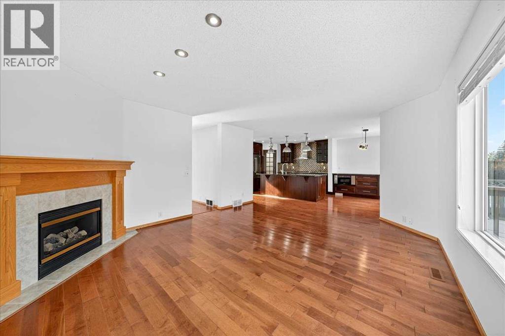 Single Family House for Sale in  Citadel Ridge Green NW Citadel Calgary 