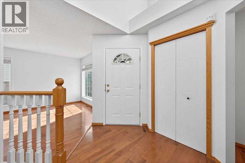 Single Family House for Sale in  Citadel Ridge Green NW Citadel Calgary 