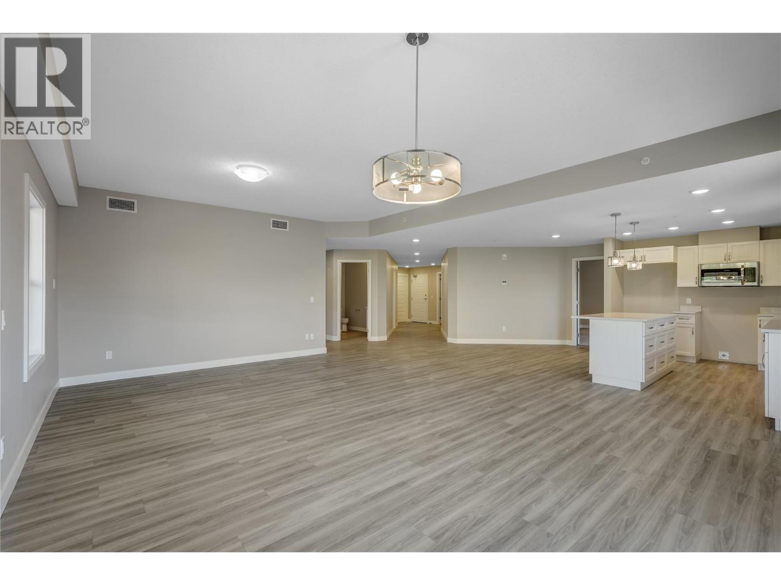 407 5640 51st Street, Osoyoos