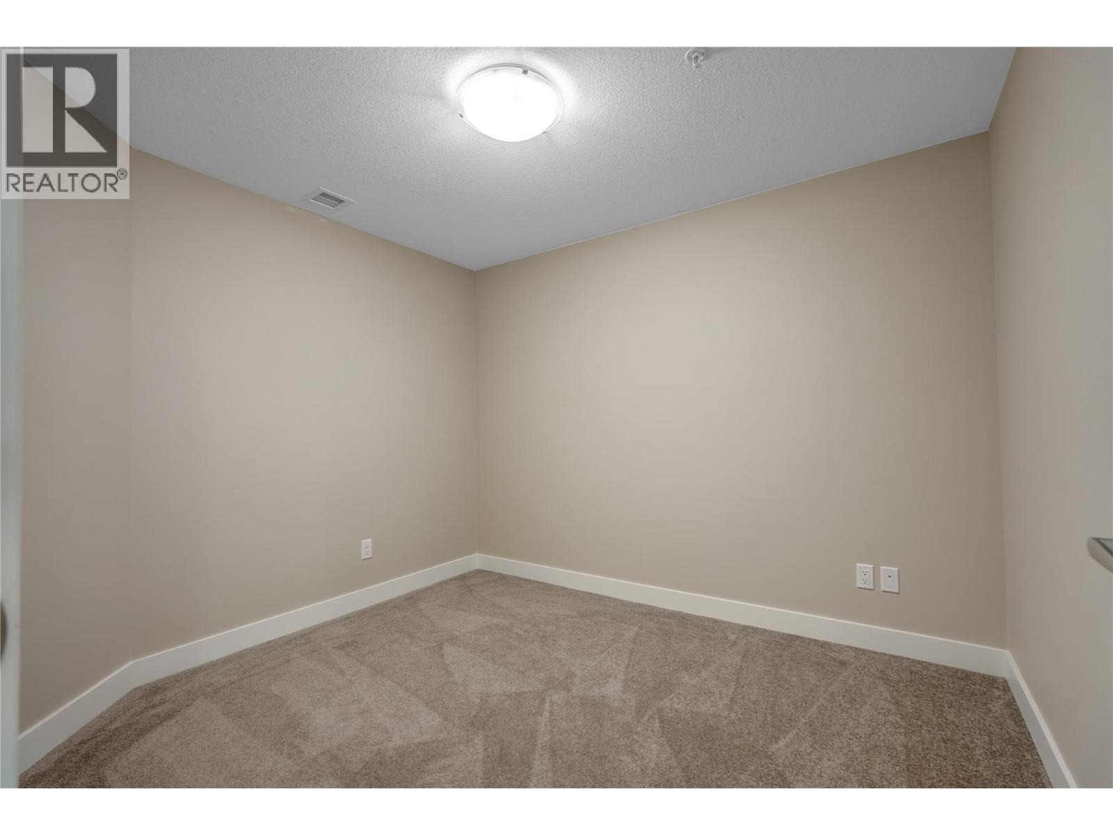 408 5640 51st Street, Osoyoos