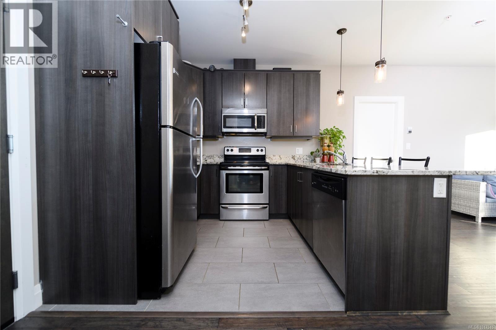 312 1145 Sikorsky Road, Langford