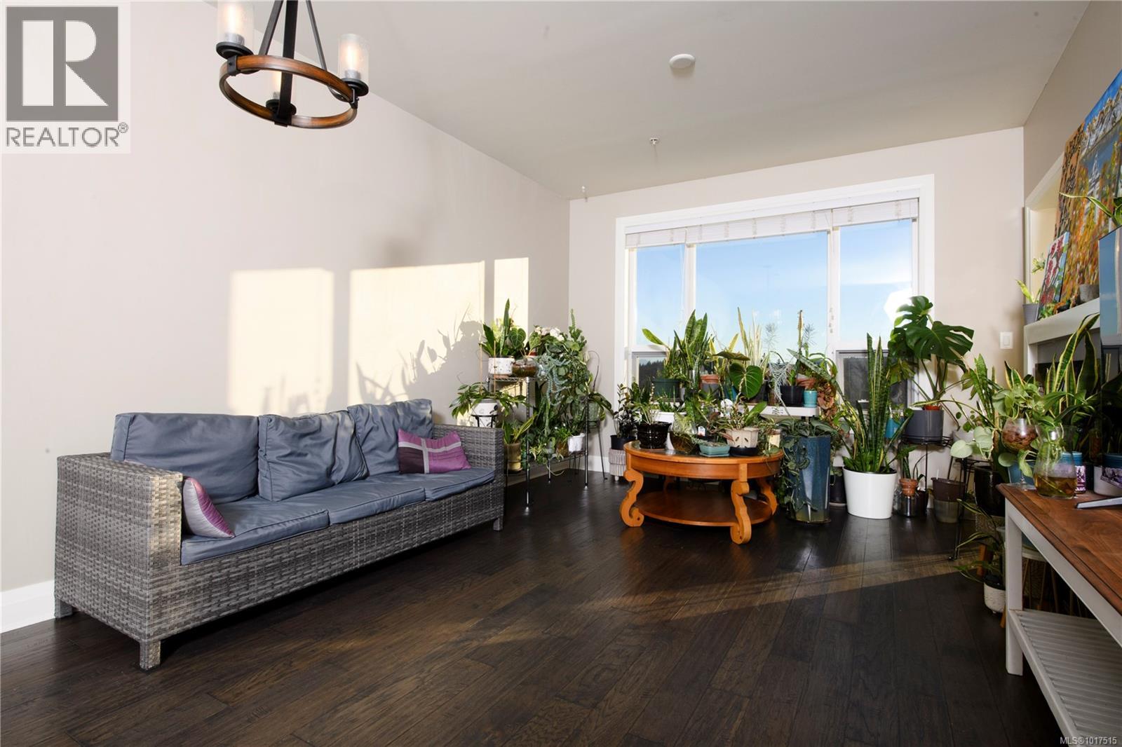 312 1145 Sikorsky Road, Langford