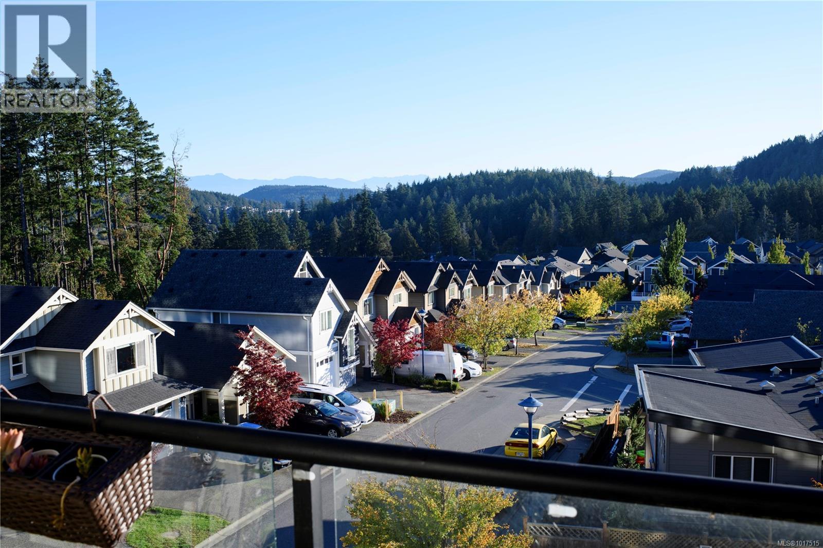 312 1145 Sikorsky Road, Langford