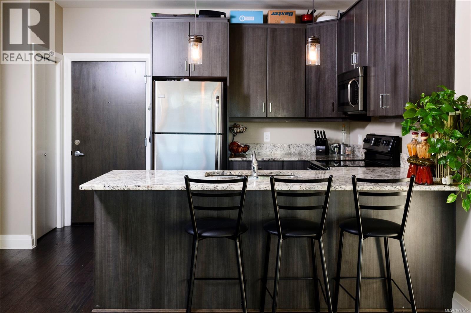 312 1145 Sikorsky Road, Langford