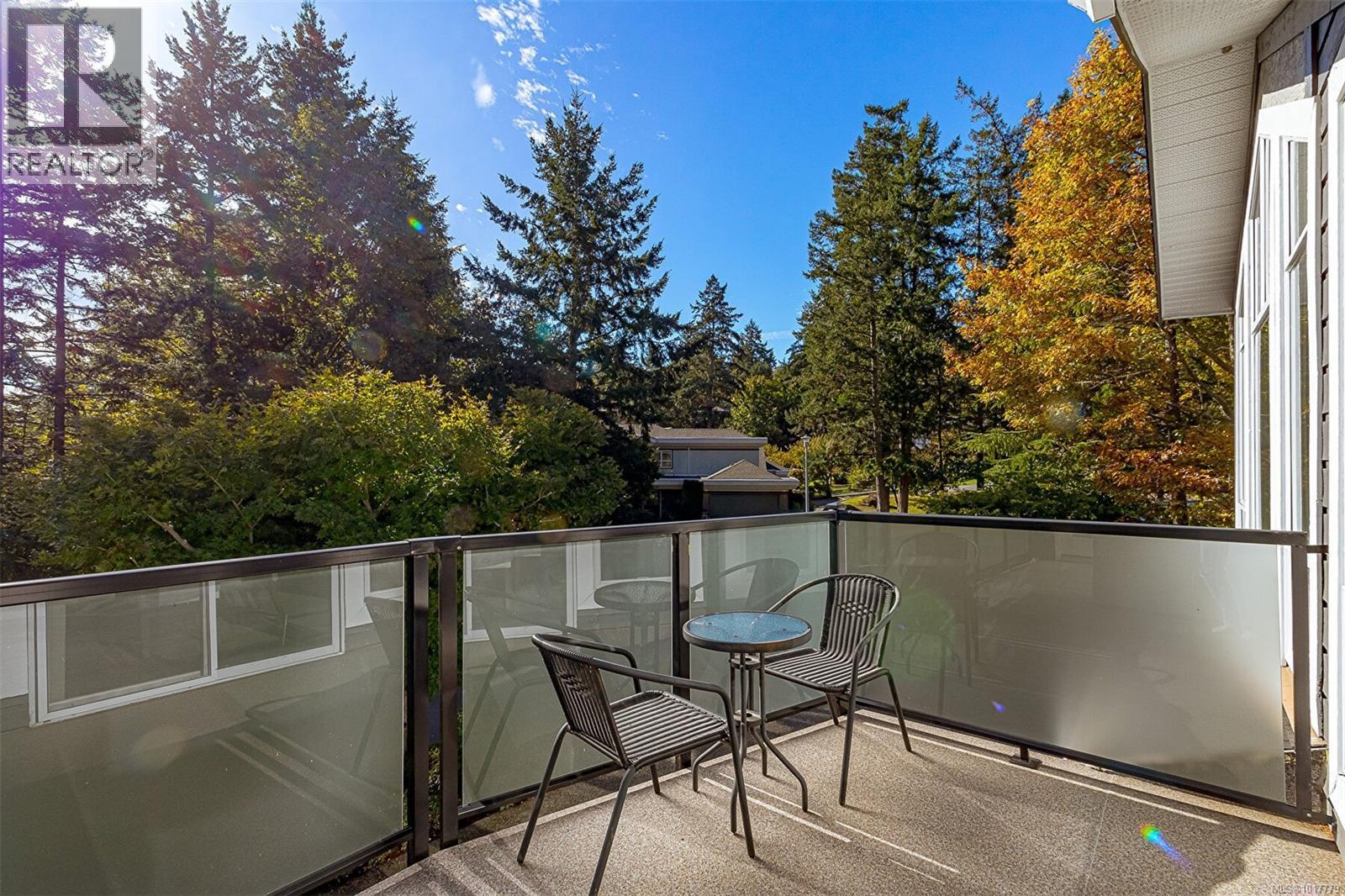  1062 Valewood Trail, Saanich