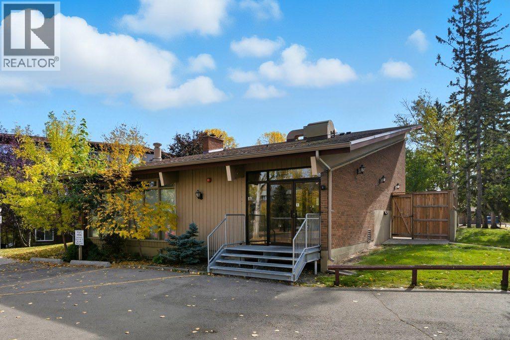 Single Family House for Sale in   Elbow Drive SW Haysboro Calgary 