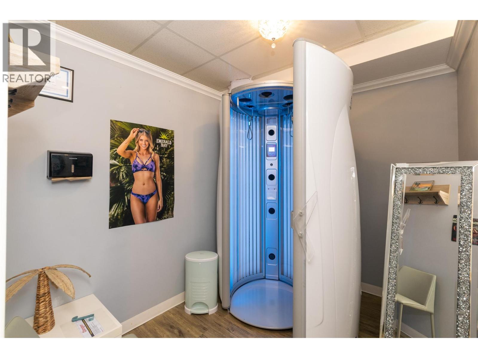 261 Alexander Street Northeast, Salmon Arm