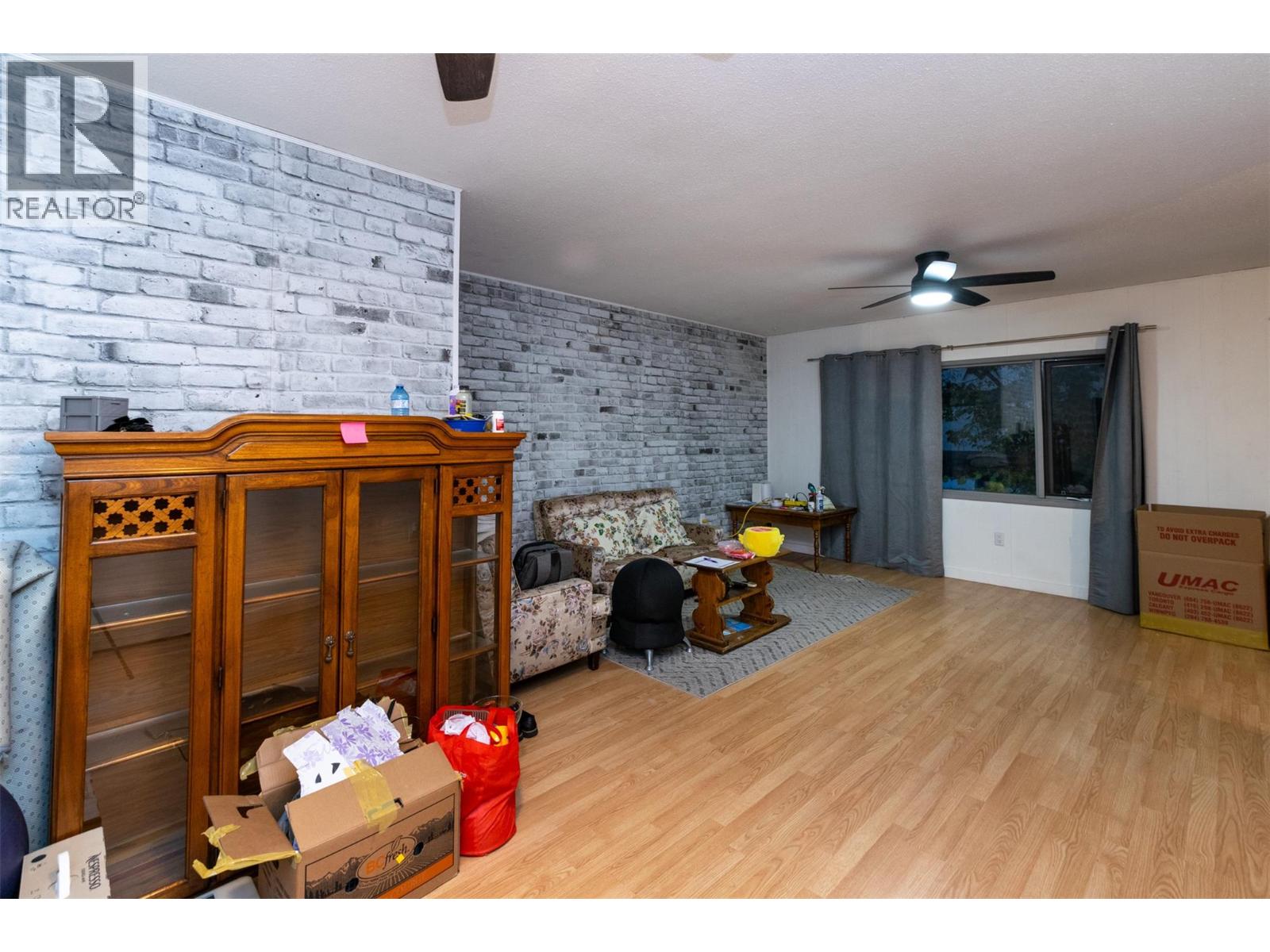 261 Alexander Street Northeast, Salmon Arm